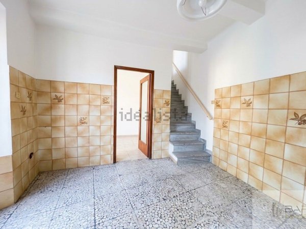 casa indipendente in vendita a Camaiore in zona Pontemazzori