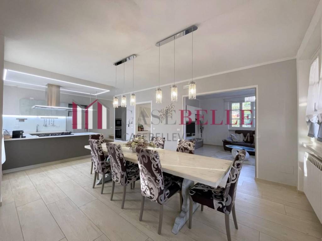 casa indipendente in vendita a Camaiore in zona Nocchi