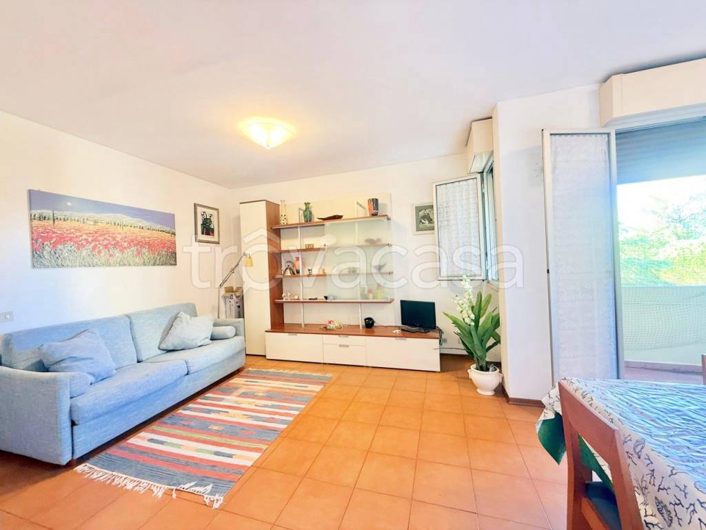 appartamento in vendita a Camaiore in zona Lido di Camaiore