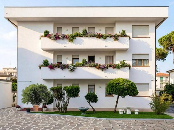 appartamento in vendita a Camaiore in zona Secco