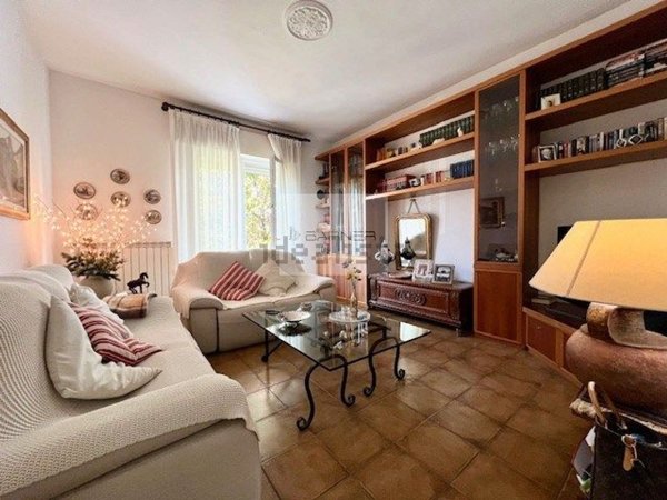 casa indipendente in vendita a Camaiore in zona Secco