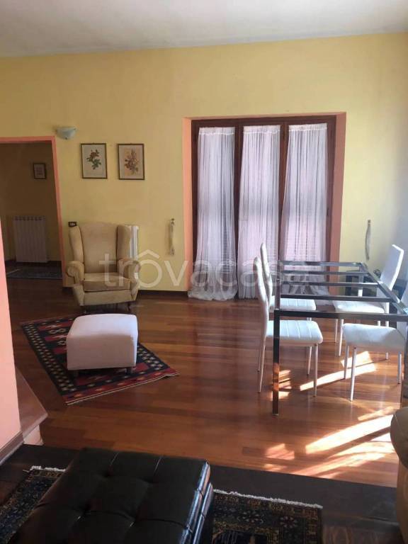 casa indipendente in vendita a Camporgiano in zona Poggio