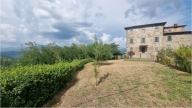 appartamento in vendita a Camporgiano in zona Vitoio
