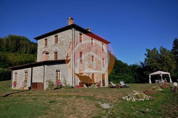 appartamento in vendita a Camporgiano