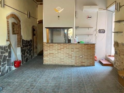negozio in vendita a Camporgiano