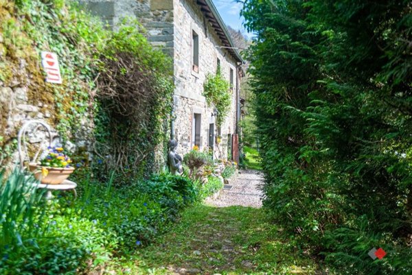 appartamento in vendita a Camporgiano
