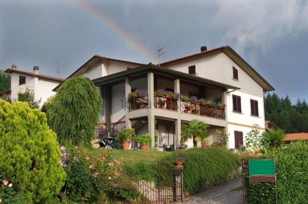 casa indipendente in vendita a Camporgiano