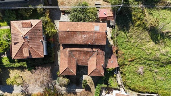 casa indipendente in vendita a Camporgiano in zona Filicaia