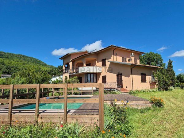 casa indipendente in vendita a Camporgiano in zona Casciana