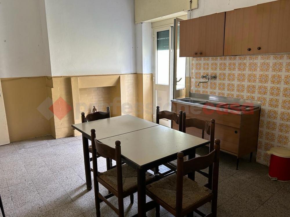 appartamento in vendita a Camporgiano in zona Poggio