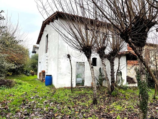 casa indipendente in vendita a Capannori