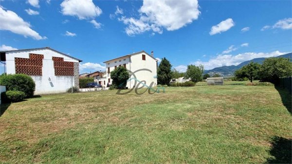 casa indipendente in vendita a Capannori in zona Lammari