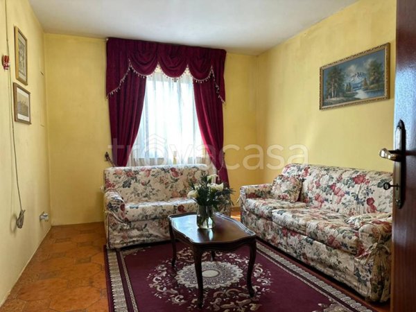 appartamento in vendita a Capannori in zona Lunata