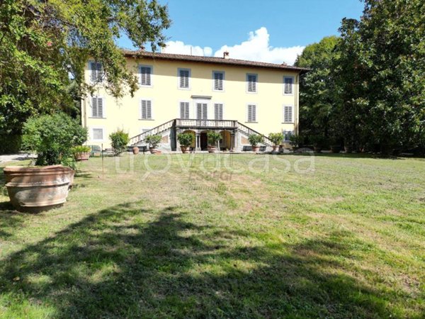 casa indipendente in vendita a Capannori in zona Marlia