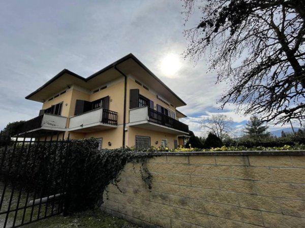 casa indipendente in vendita a Capannori