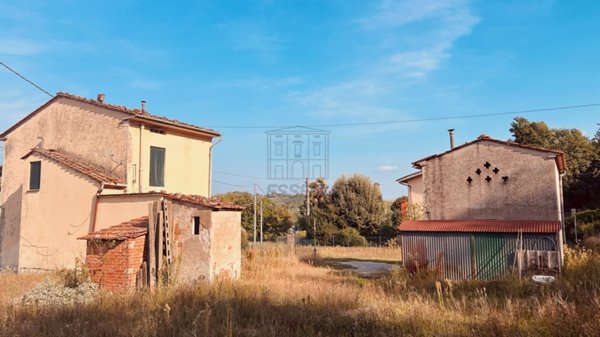 casa indipendente in vendita a Capannori