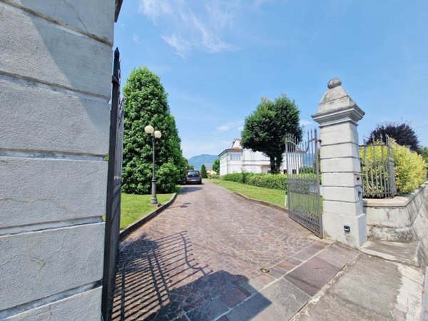 casa indipendente in vendita a Capannori in zona Lammari