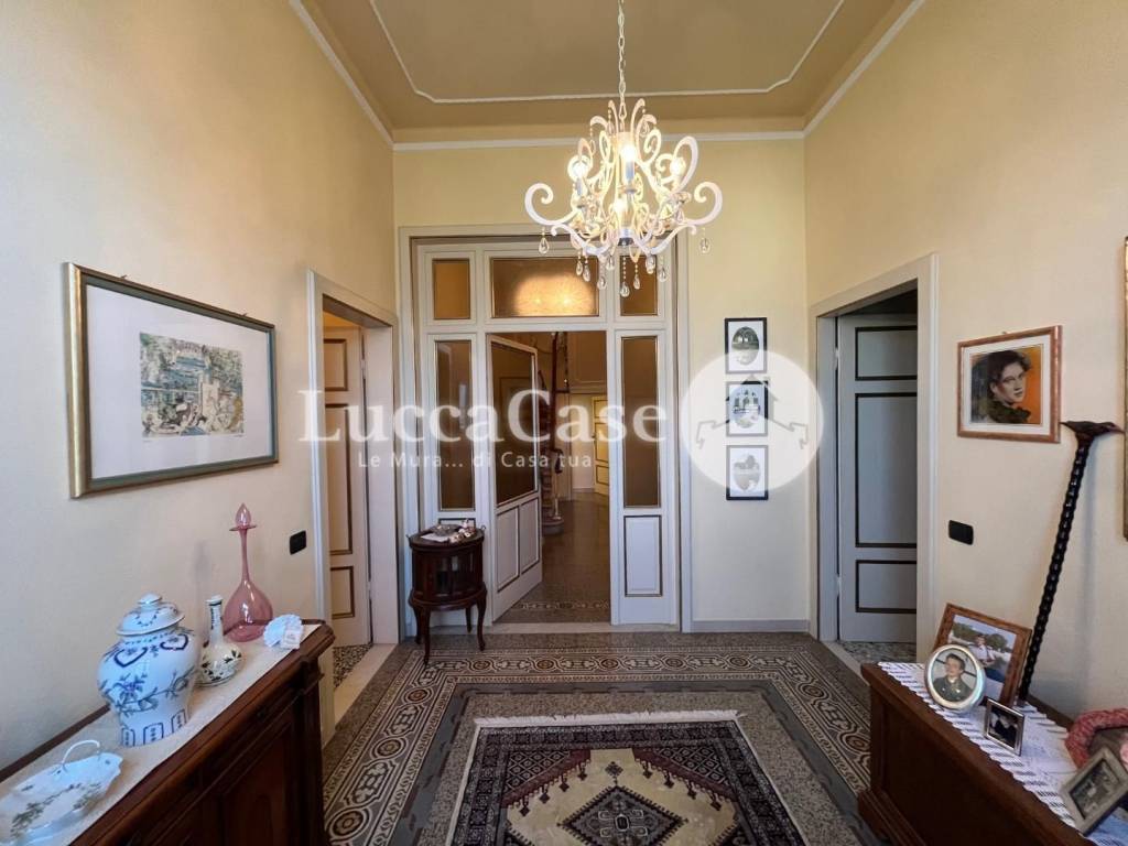 casa indipendente in vendita a Capannori in zona Santa Margherita