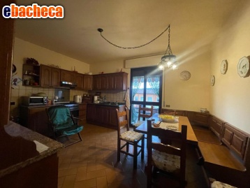 appartamento in vendita a Capannori in zona Lammari
