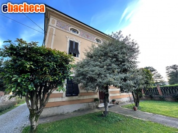 casa indipendente in vendita a Capannori in zona Carraia