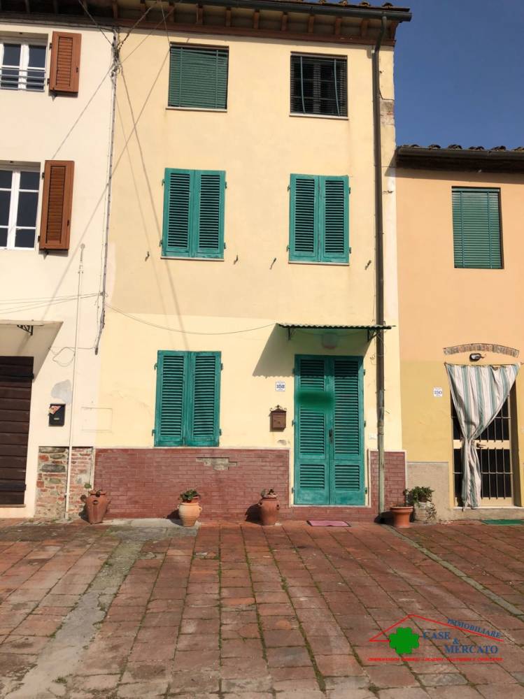 casa semindipendente in vendita a Capannori