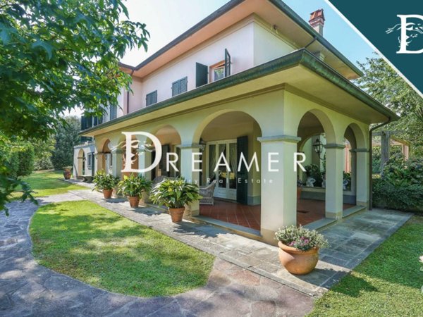 casa indipendente in vendita a Capannori