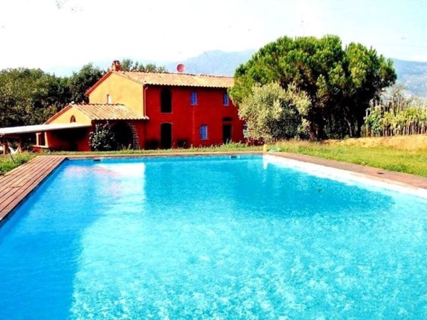 casa indipendente in vendita a Capannori in zona Lunata