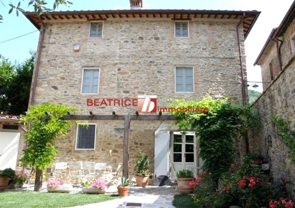 casa indipendente in vendita a Capannori