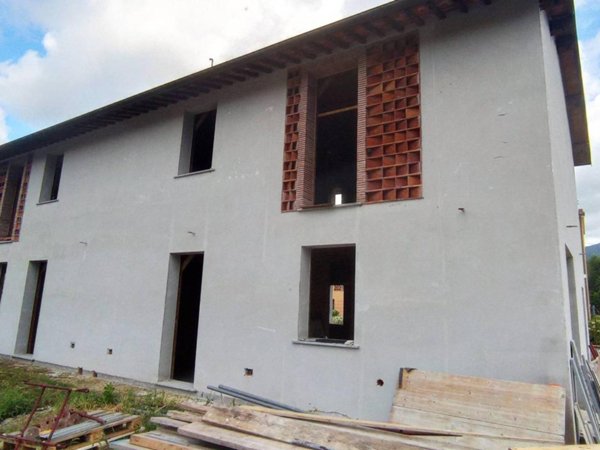 casa indipendente in vendita a Capannori