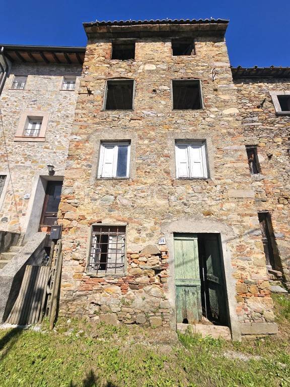 casa indipendente in vendita a Capannori
