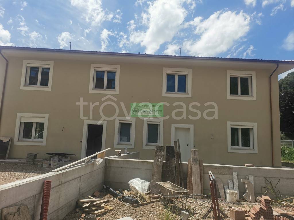 casa indipendente in vendita a Capannori in zona Lunata