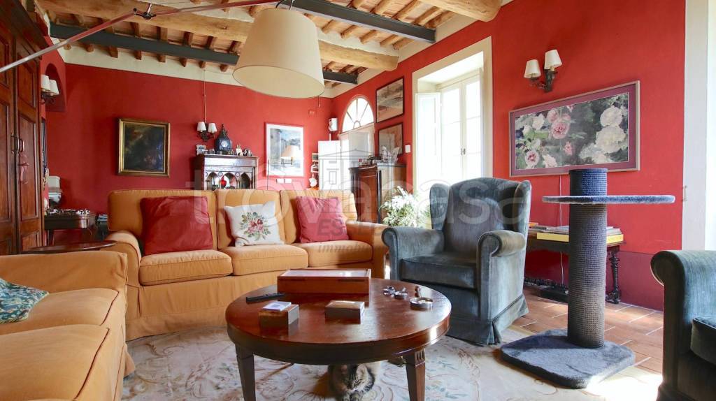 casa indipendente in vendita a Capannori in zona Castelvecchio di Compito