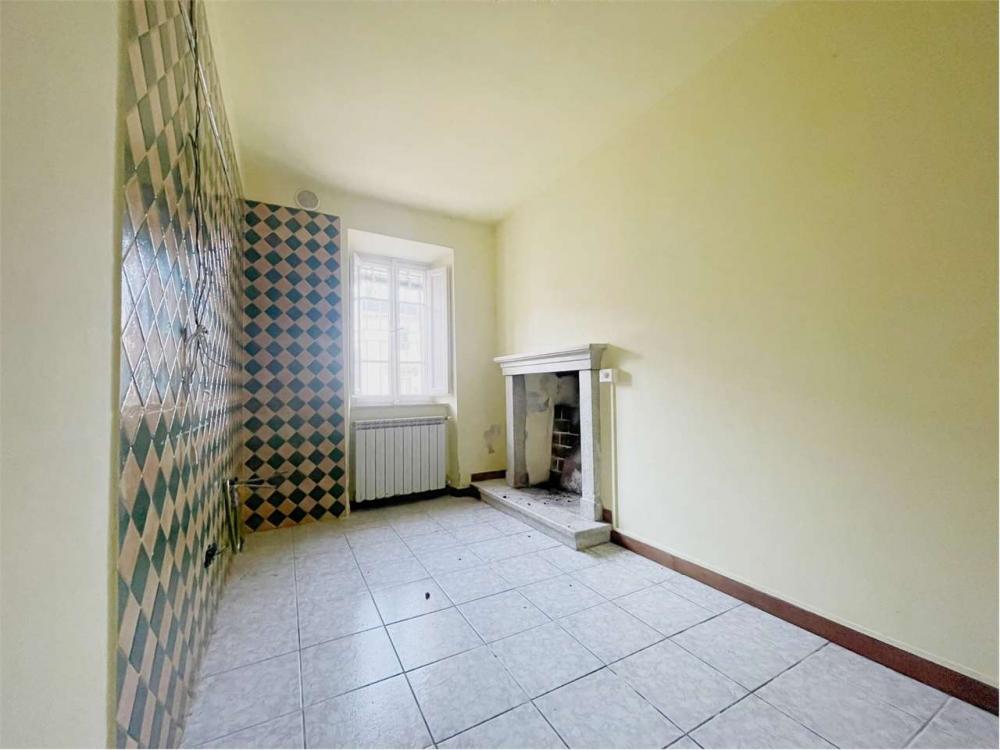 casa indipendente in vendita a Capannori in zona Segromigno in Monte
