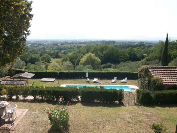 casa indipendente in vendita a Capannori