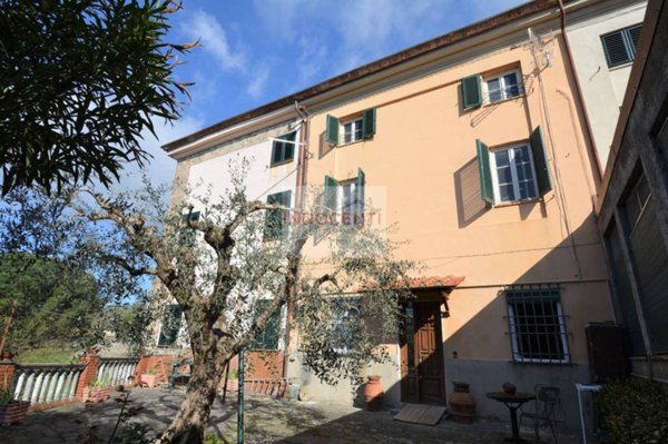casa indipendente in vendita a Capannori