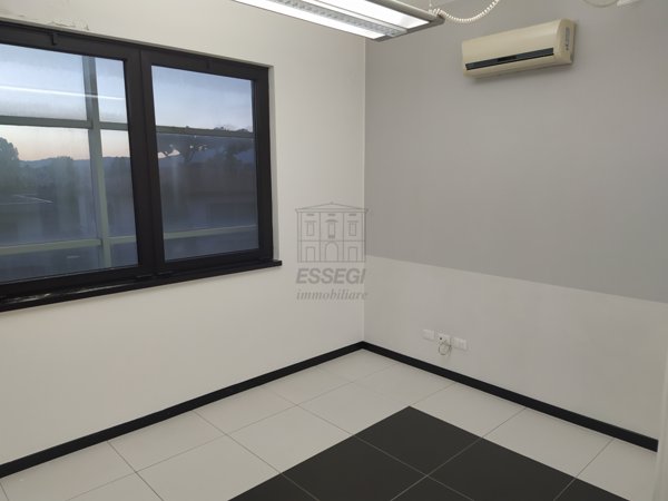 ufficio in vendita a Capannori