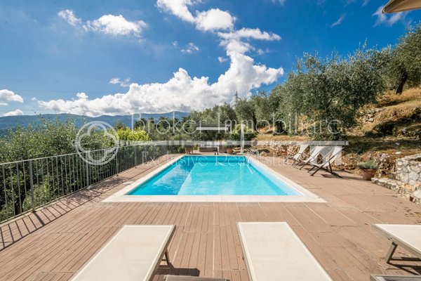 casa indipendente in vendita a Capannori