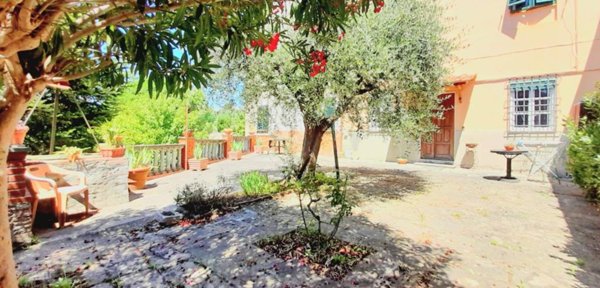 casa indipendente in vendita a Capannori