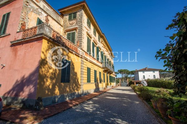 villa in vendita a Capannori