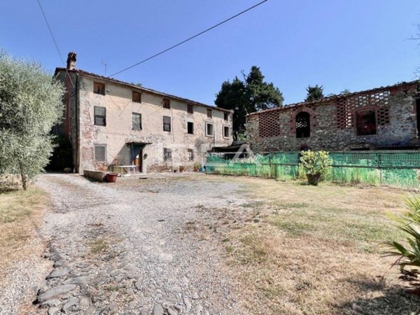 casa indipendente in vendita a Capannori