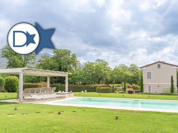 casa indipendente in vendita a Capannori