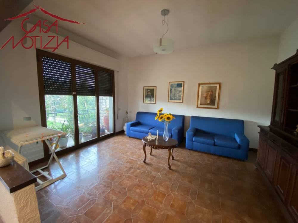 casa indipendente in vendita a Capannori in zona Lammari