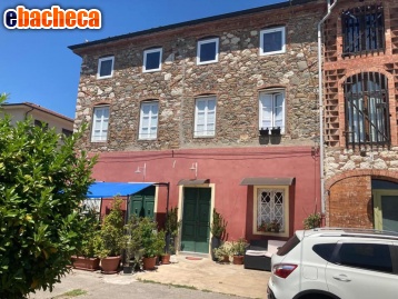 casa indipendente in vendita a Capannori