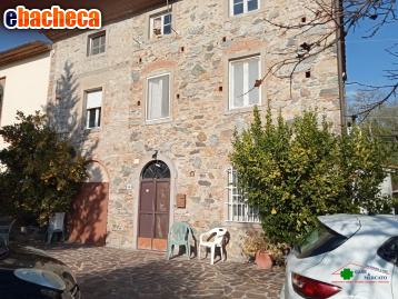 casa indipendente in vendita a Capannori