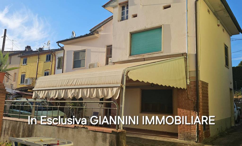 casa indipendente in vendita a Capannori