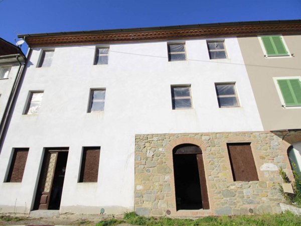 casa indipendente in vendita a Capannori in zona Segromigno in Monte