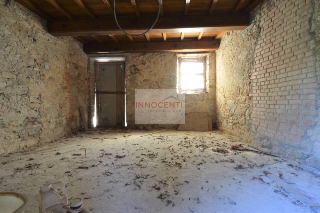 casa indipendente in vendita a Capannori