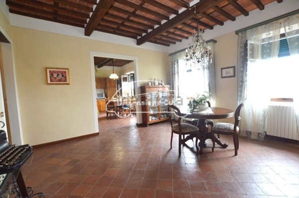 casa indipendente in vendita a Capannori in zona Marlia
