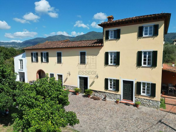 casa indipendente in vendita a Capannori