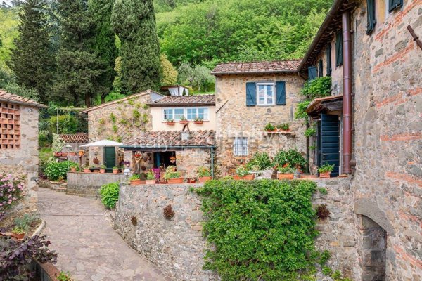 casa indipendente in vendita a Capannori